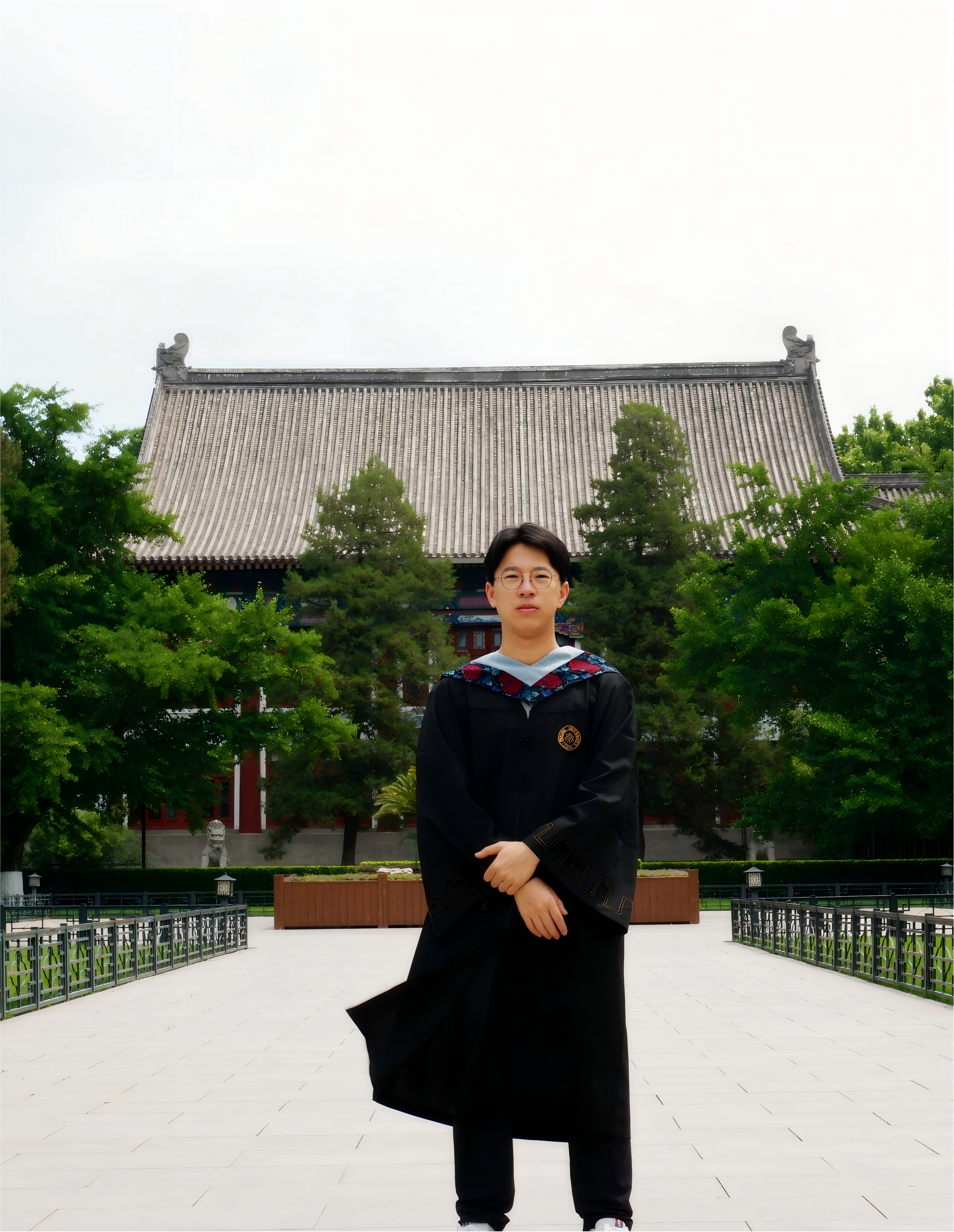 李晓龙.png